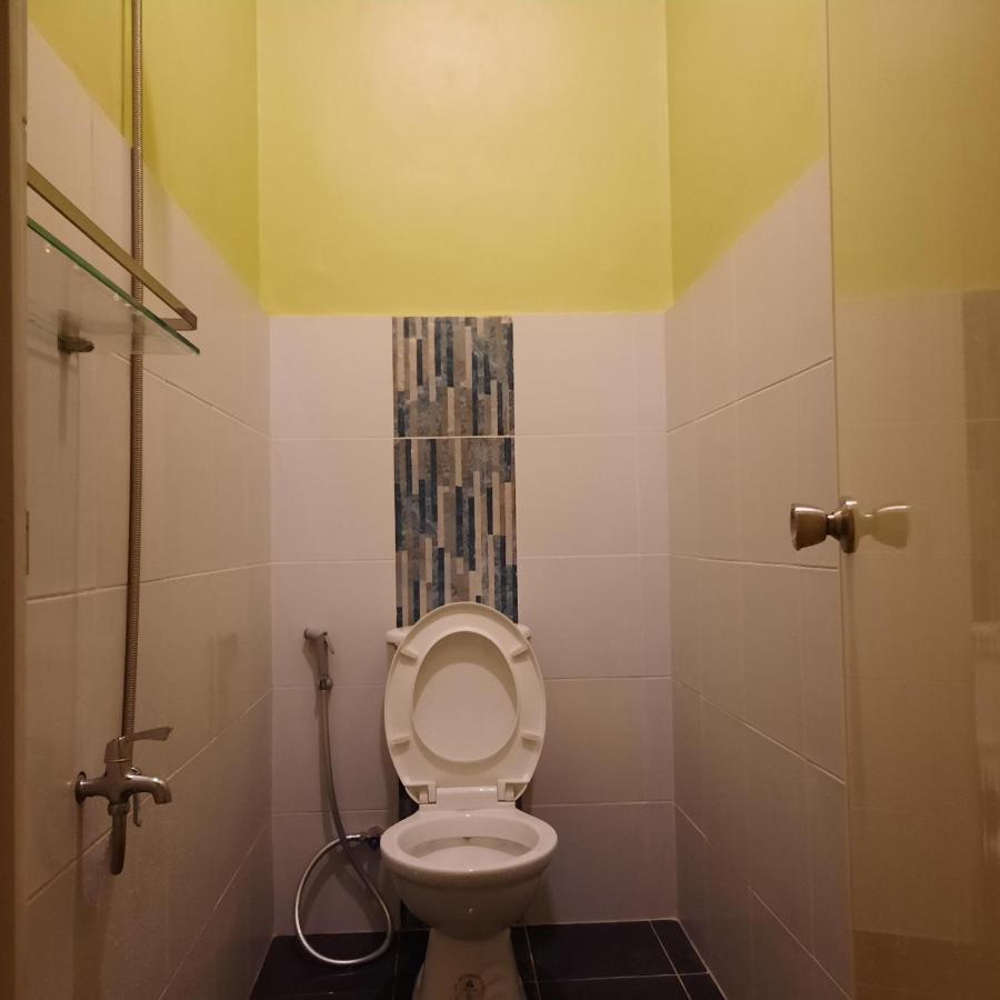 Bluenest Apartment Манила Экстерьер фото