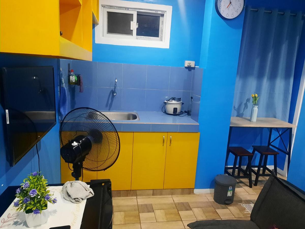 Bluenest Apartment Манила Экстерьер фото